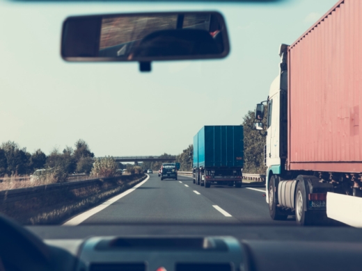 3.-Jasa-Logistik-Barang-Berat-Jakarta-Surabaya-yang-Tepat