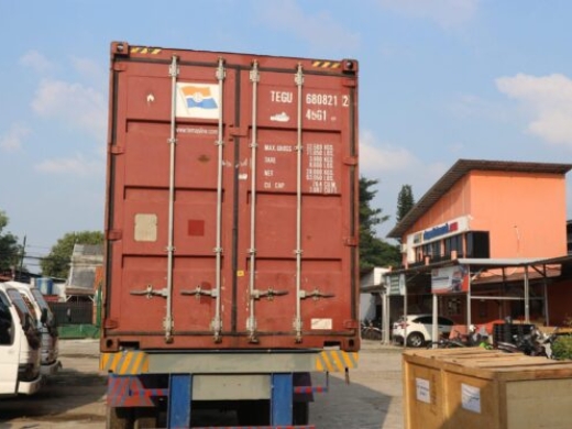 Sewa Truk Kontainer untuk Mebel, Tips Kirim Barang