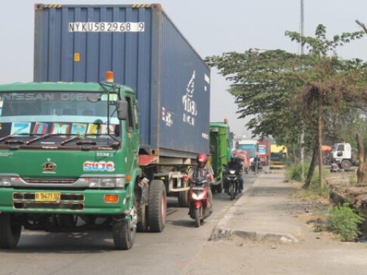 Cari Truk Kontainer Murah Berkualitas di Jakarta