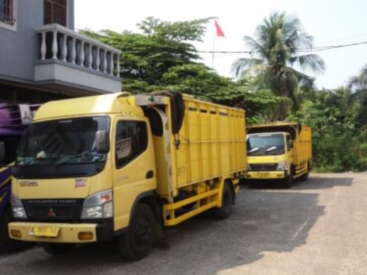 Truk Bak Besi