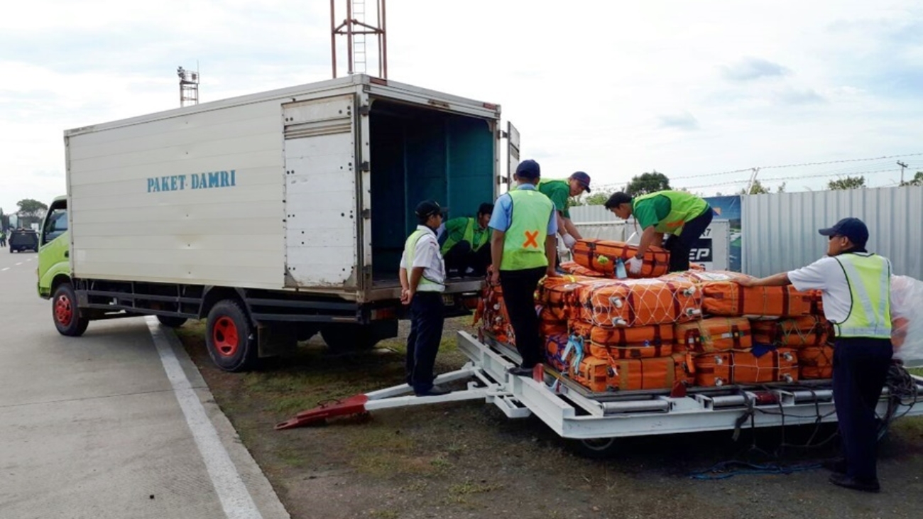 16. Perusahaan Layanan Logistik Jalur Darat Pulau Jawa