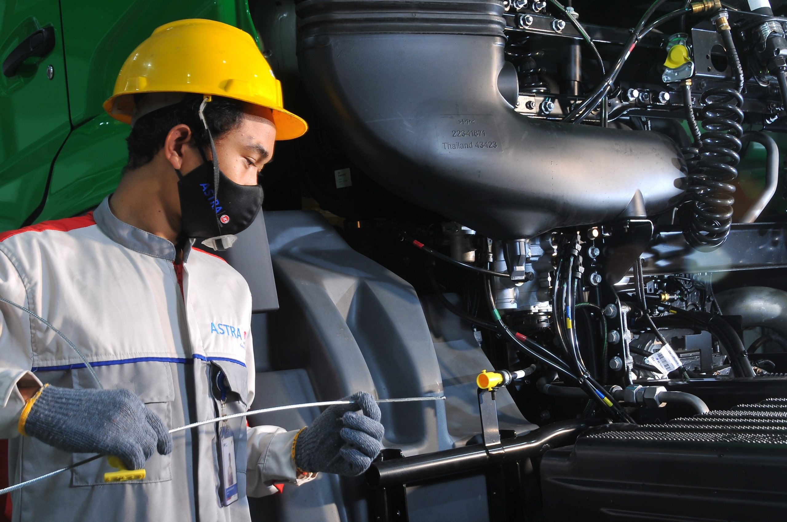 tempat service mesin truk yang bermasalah