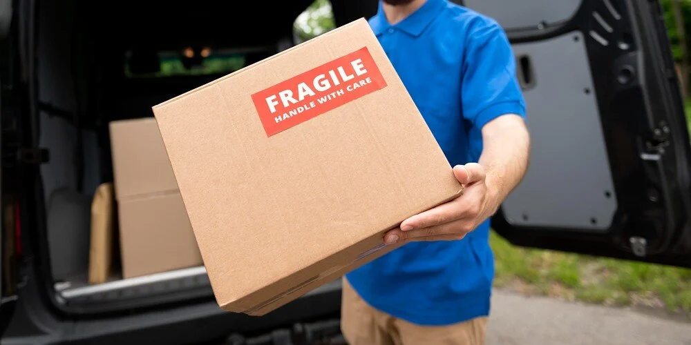 Truk Kargo untuk Fragile